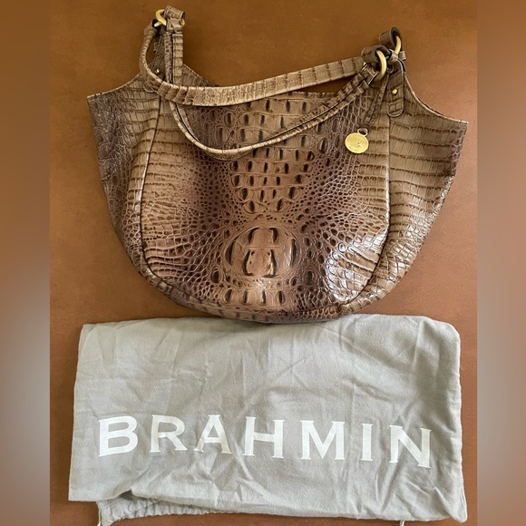 Brahmin EUC tote shoulder bag crocodile texture in grey tan brown 🎉HP🎉 - Picture 2 of 12